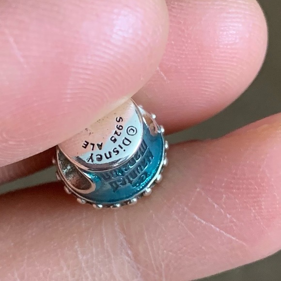 NWOT Disney Parks 2023 The Haunted Mansion Hatbox Ghost Sterling Silver 925 - Picture 9 of 9